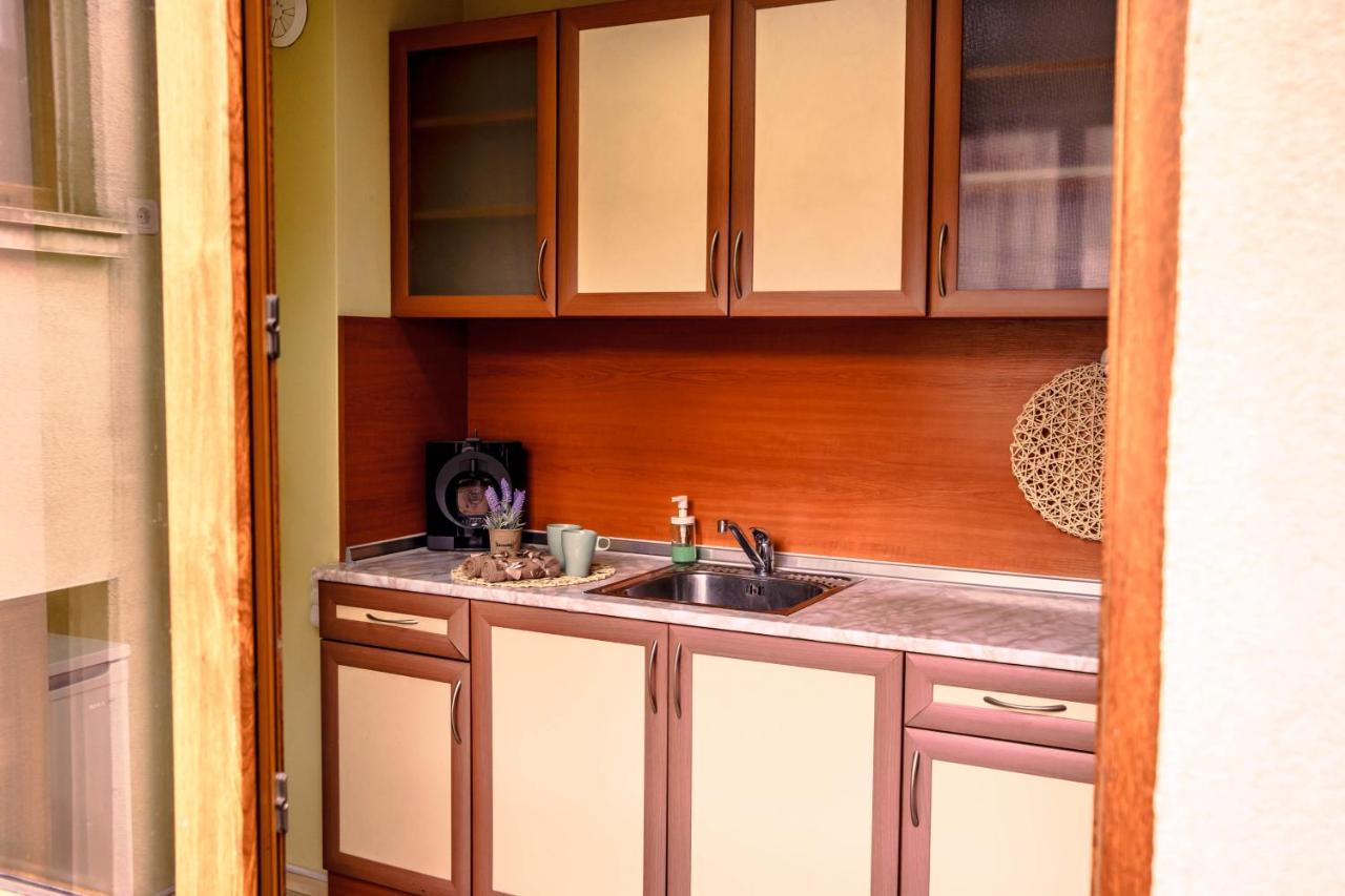 וארנה Semiramida Central Studio מראה חיצוני תמונה