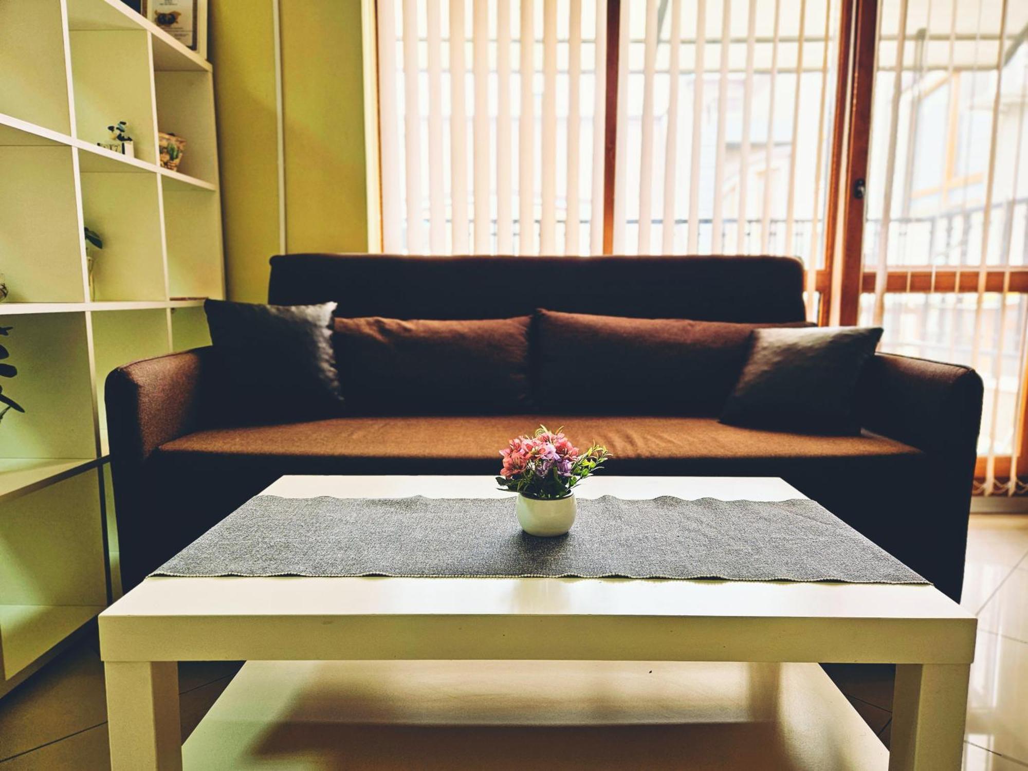 וארנה Semiramida Central Studio מראה חיצוני תמונה